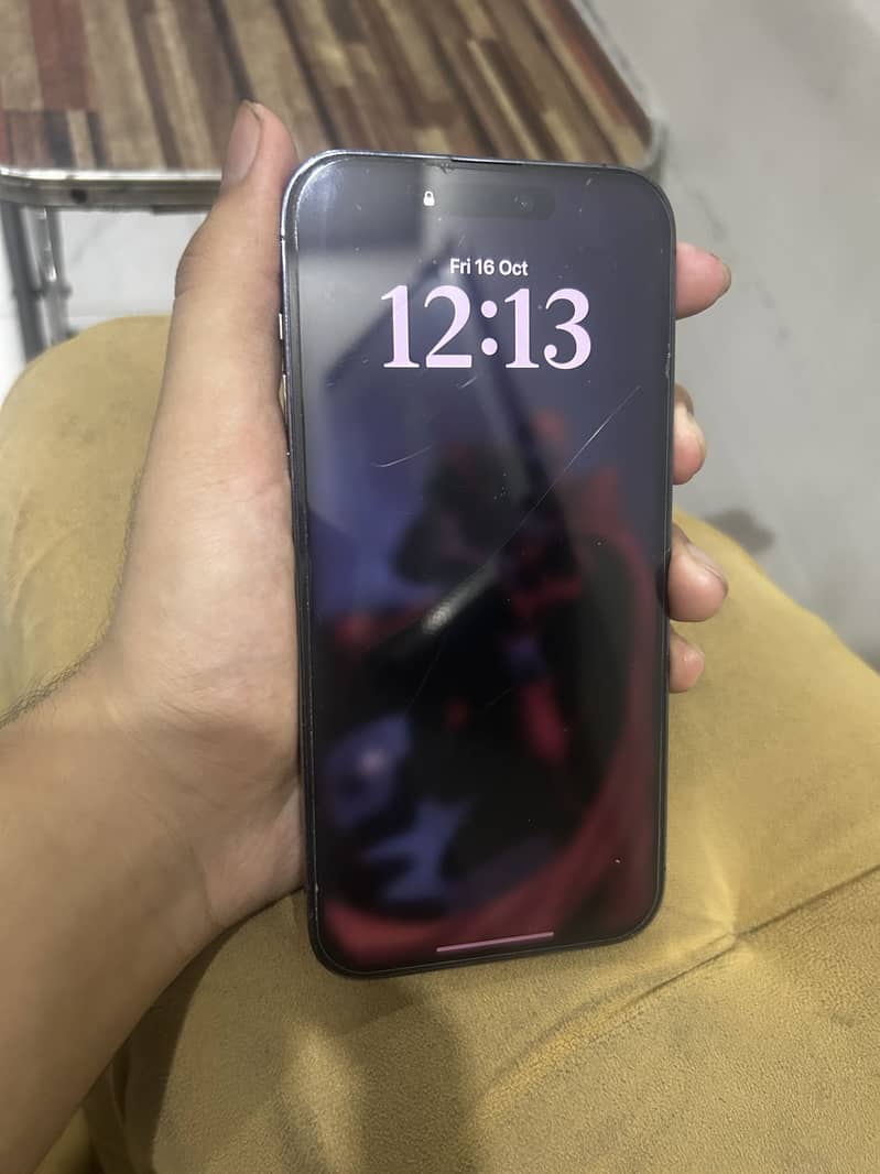 Apple iPhone 14 Pro Max 1