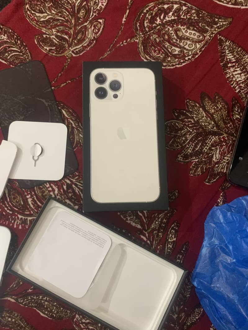 Apple iPhone 13 Pro Max sim working 0