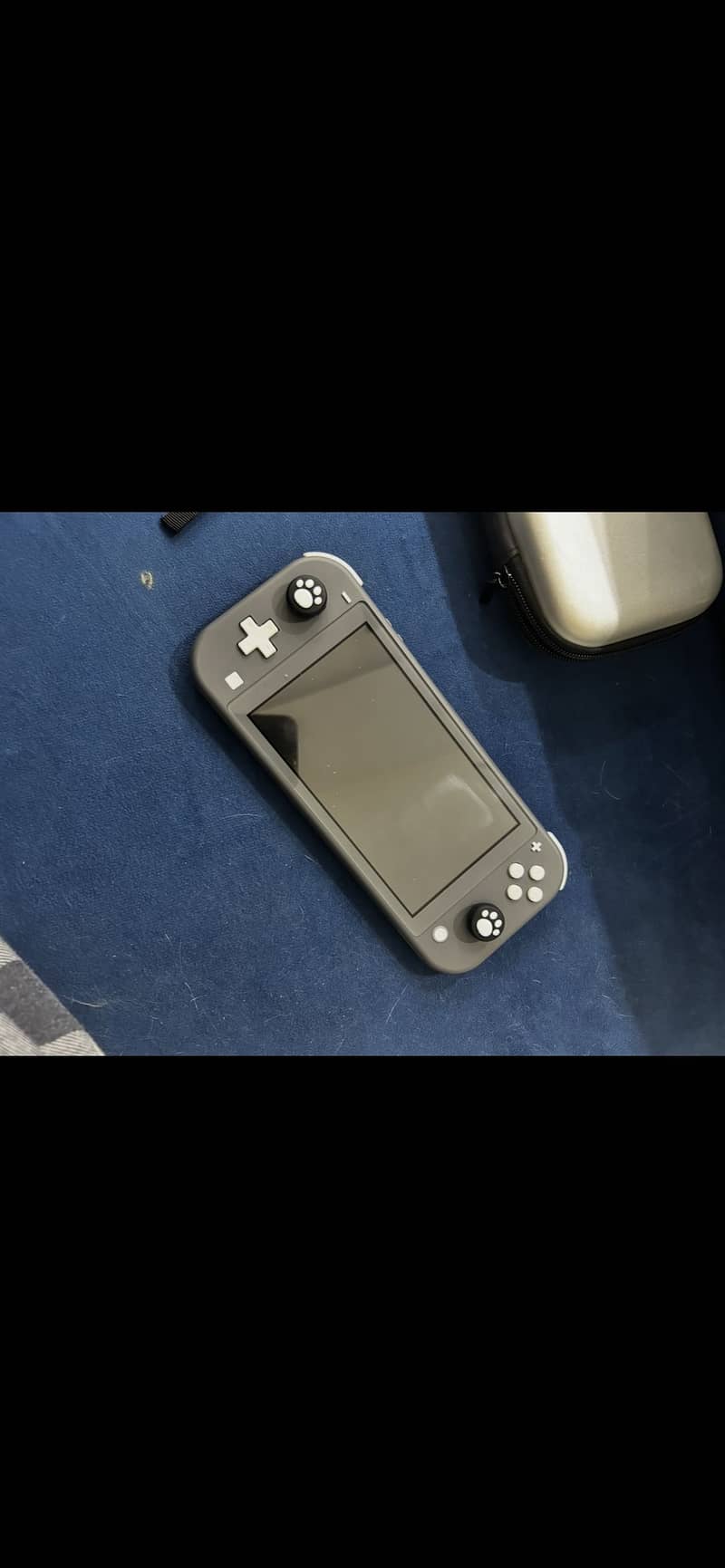 Nintendo switch lite 6