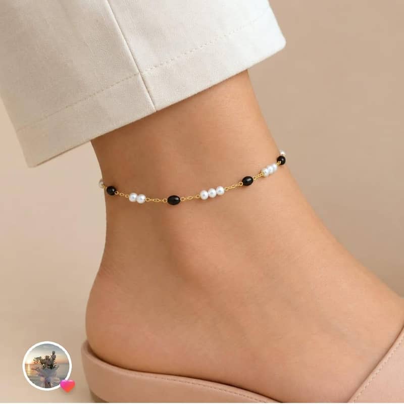 Bracelets 6