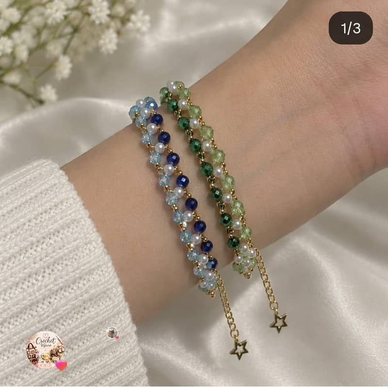 Bracelets 7