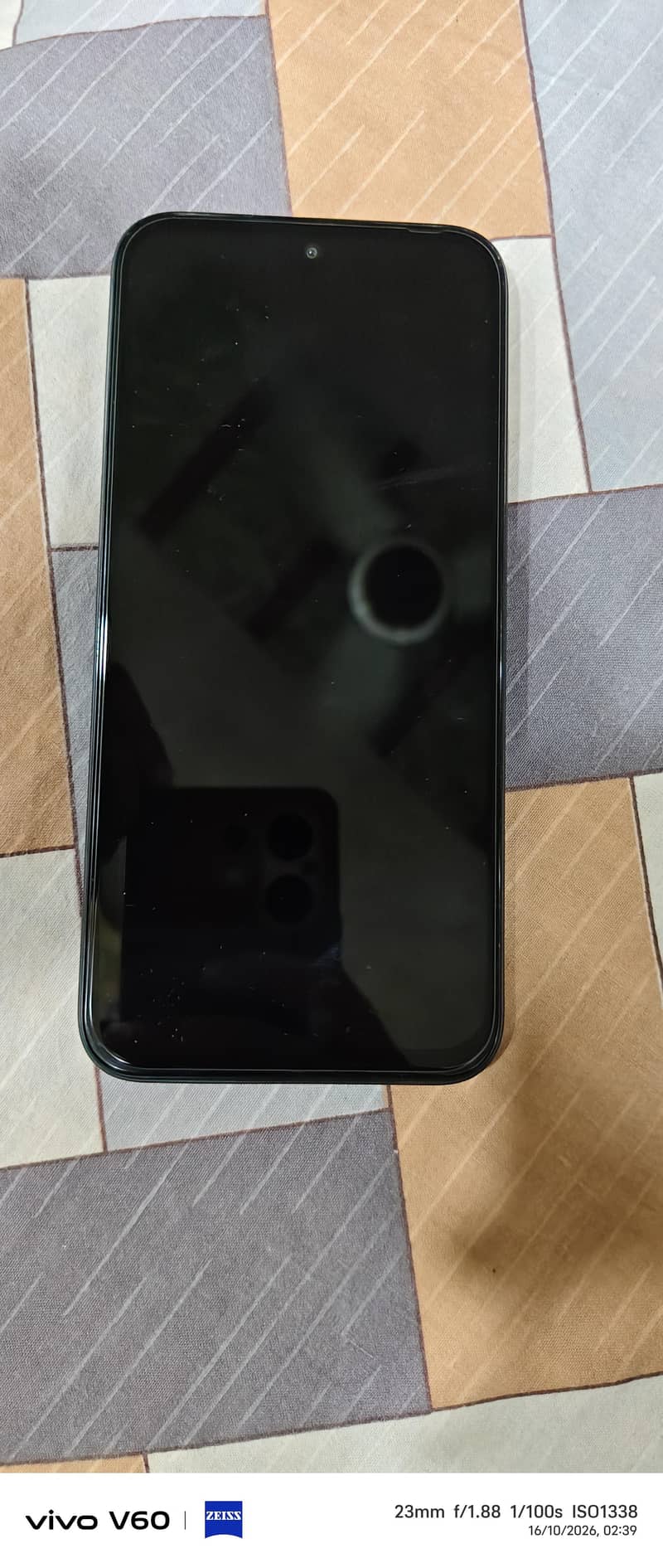 Realme C100 1