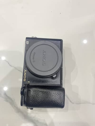 Sony 6400 with 16mm lens