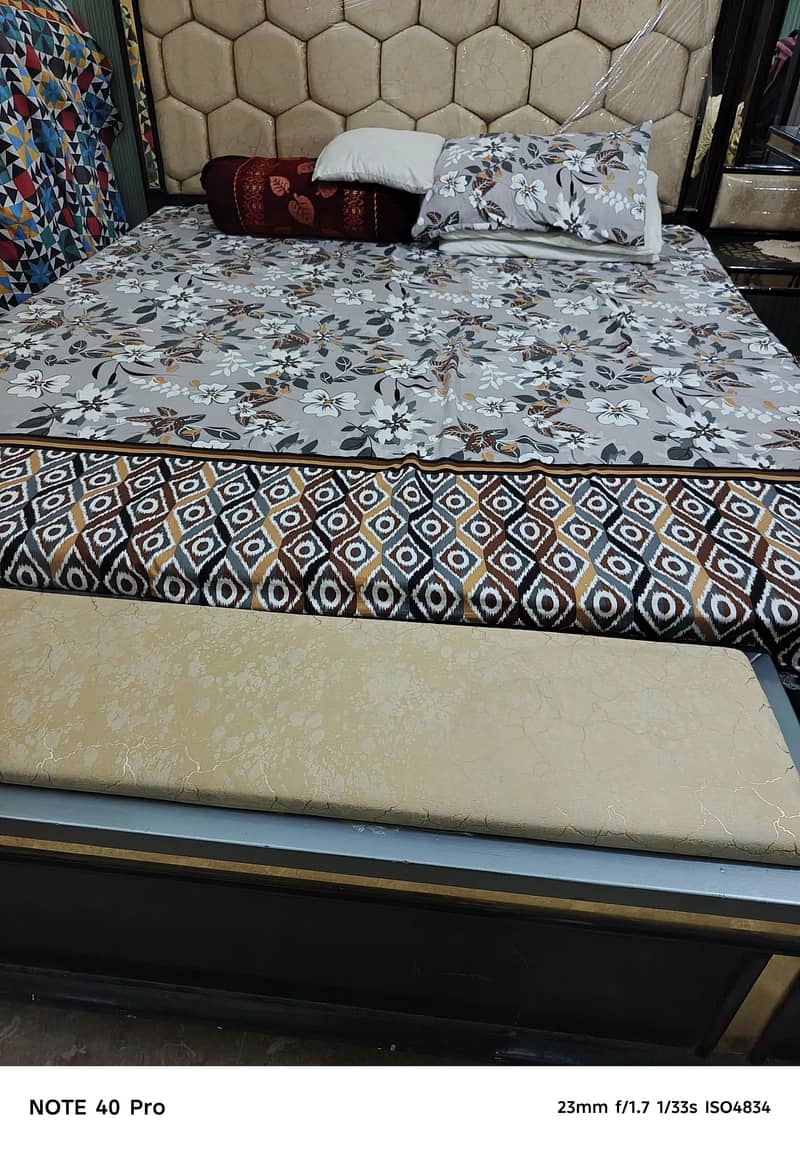 Bed, Dressing Table, Almaari, side tables 3