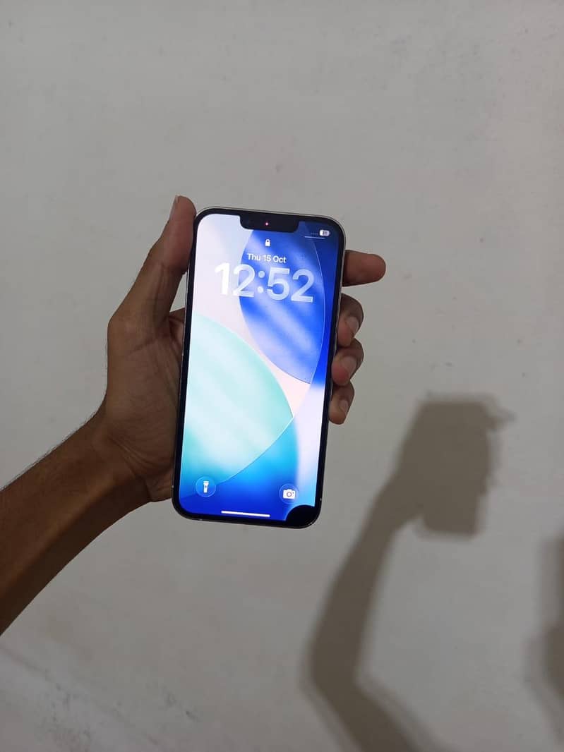 Apple iPhone 13 Pro 6