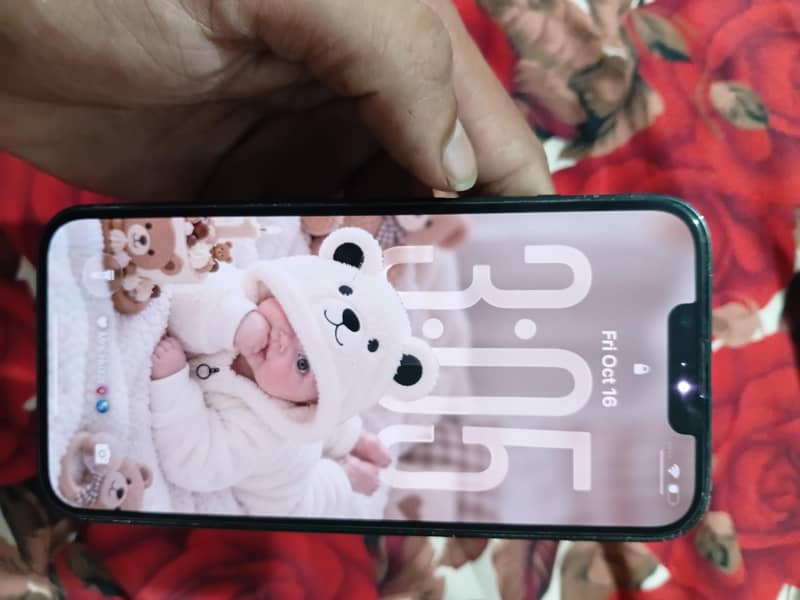 Apple iPhone 13 2