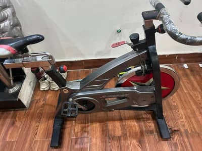 spinner cycle bike.