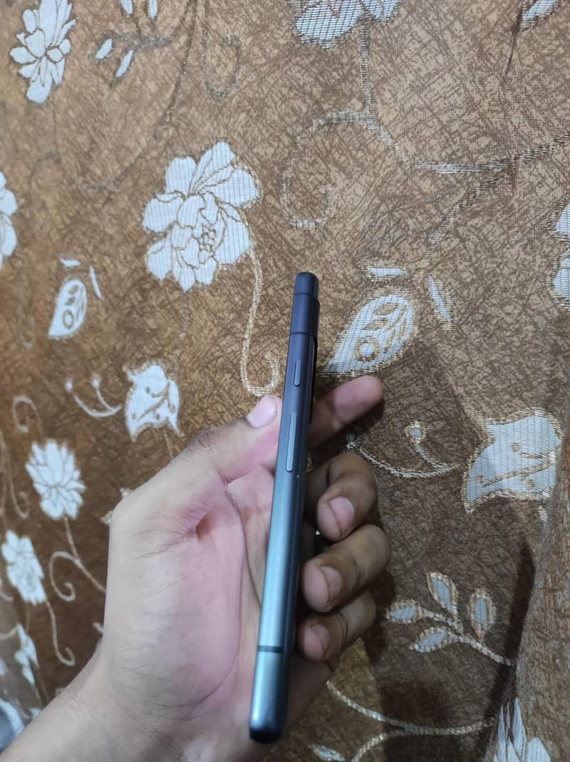 Google Pixel 7a 4