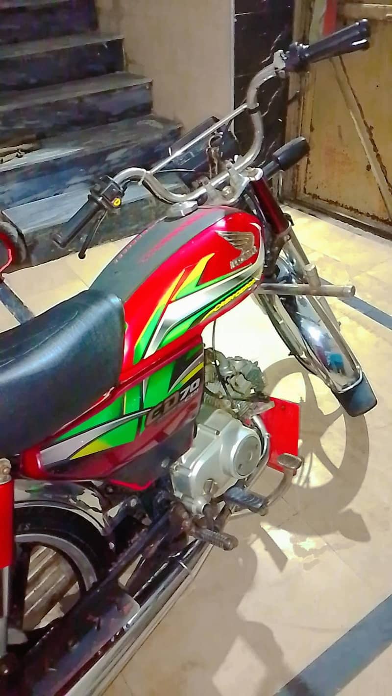 Honda CD 70 11