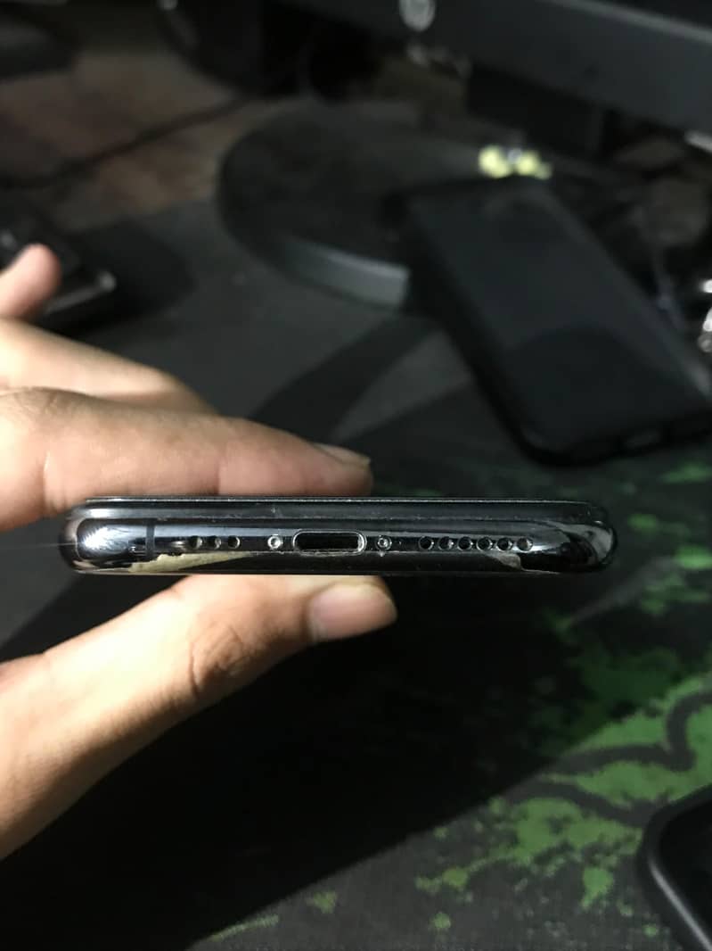 Apple iPhone XS 2