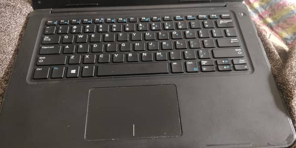 10/8 condition laptop for sale