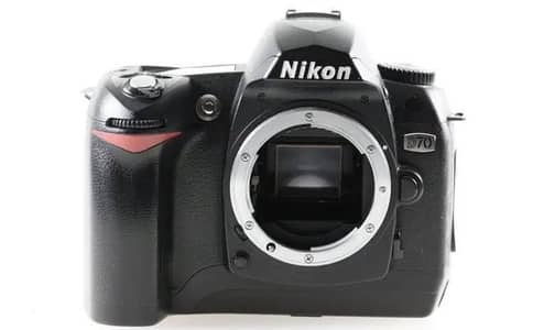 Nikon d70 with 200MM LENS