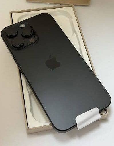 Apple iPhone 16 Pro Max 67 Cycle JV