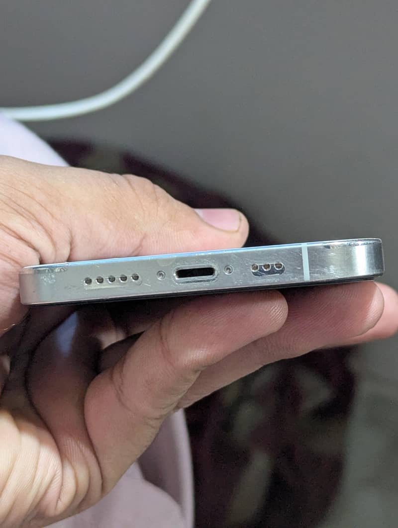 Apple iPhone 12 Pro 3