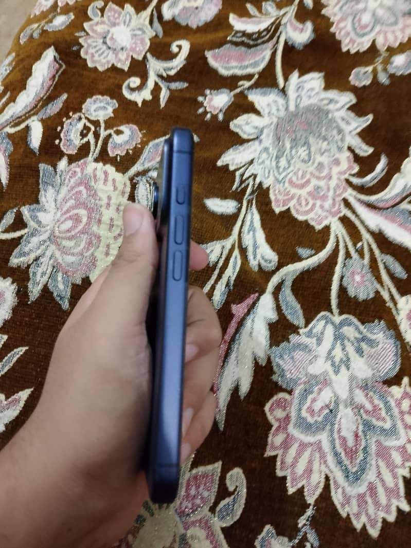 Apple iPhone 17 Pro 1