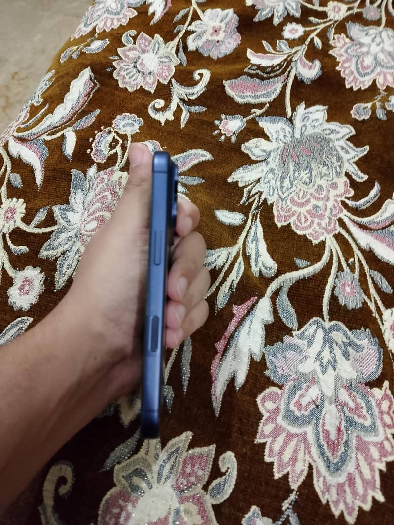Apple iPhone 17 Pro 2
