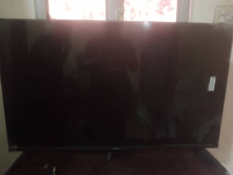 Smart LED TV 2