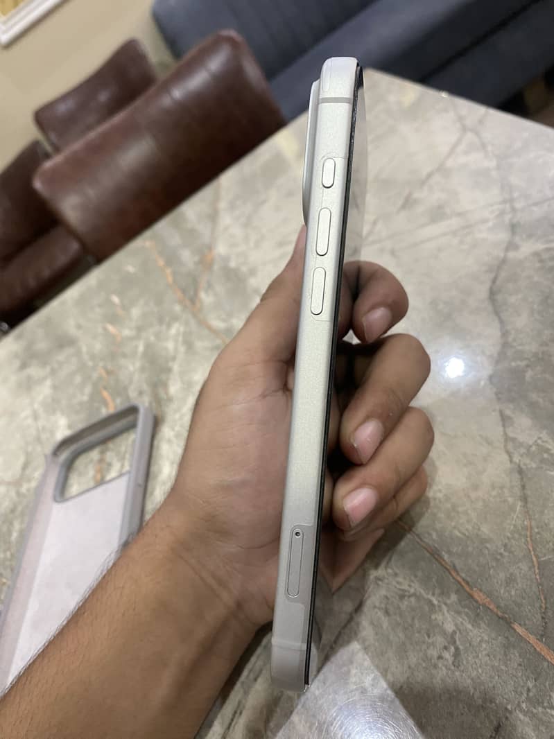 Apple iPhone 17 Pro Max 2
