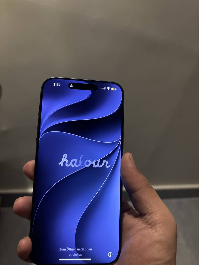 Apple iPhone 17 Pro Max 1