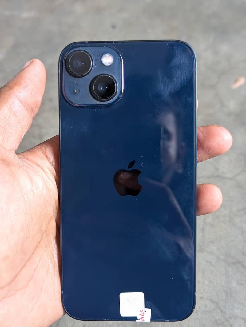 Apple iPhone 13 6