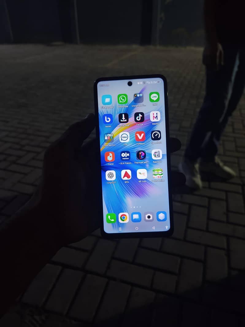 Infinix Note 30 7