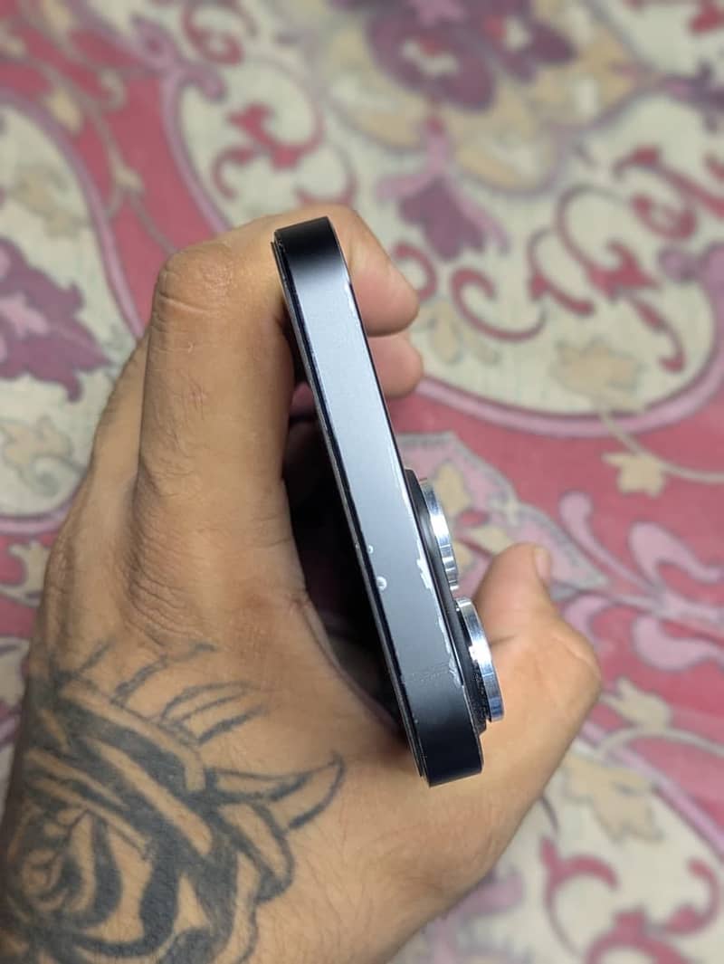 Apple iPhone 14 Pro Max 3