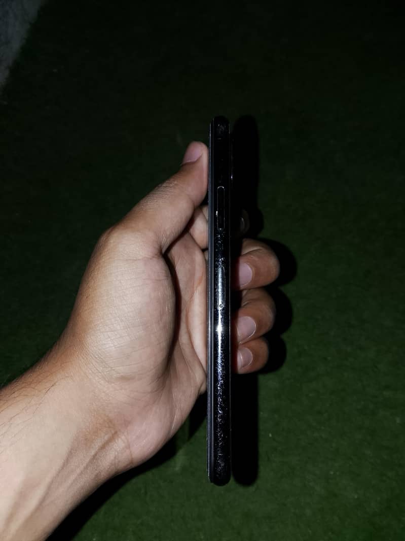 Apple iPhone X 6
