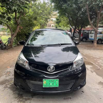 Toyota Vitz 2013