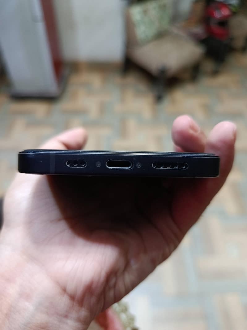 Apple iPhone 12 1
