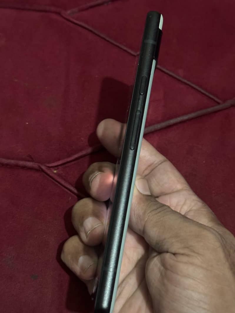 Google Pixel 6a 4