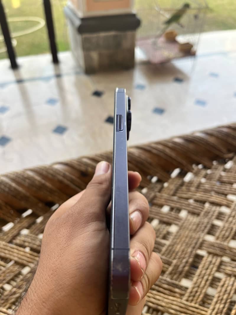 Apple iPhone 14 Pro Max 2