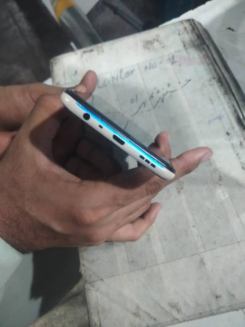 OPPO A16 3