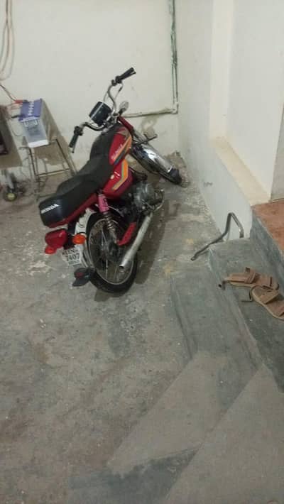 Honda CD 70 2010 model