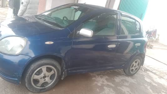 Toyota Vitz 2000