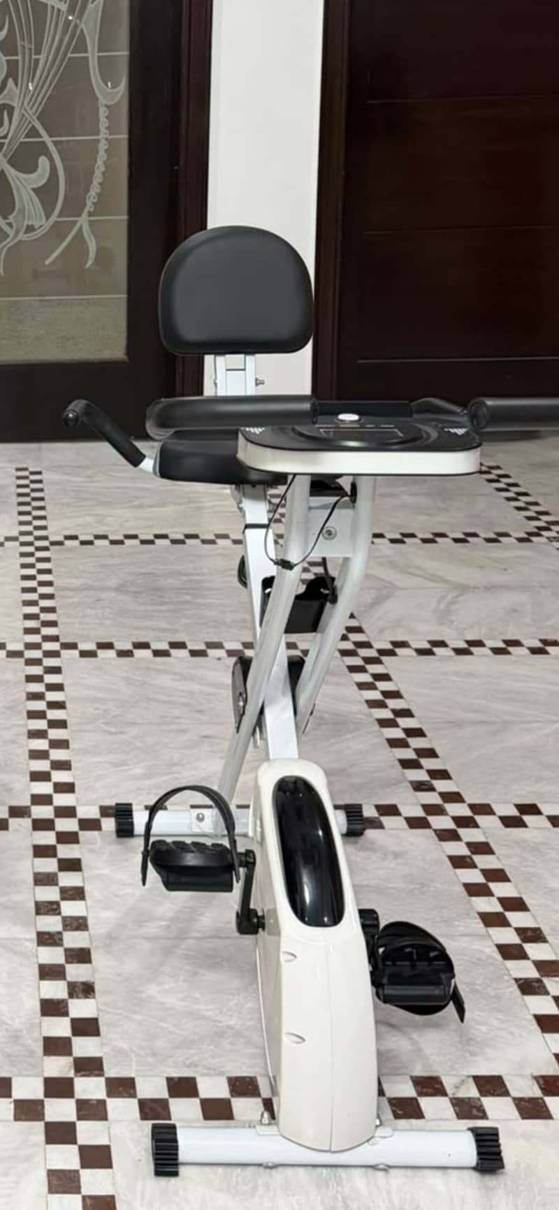 Exercise bike 0