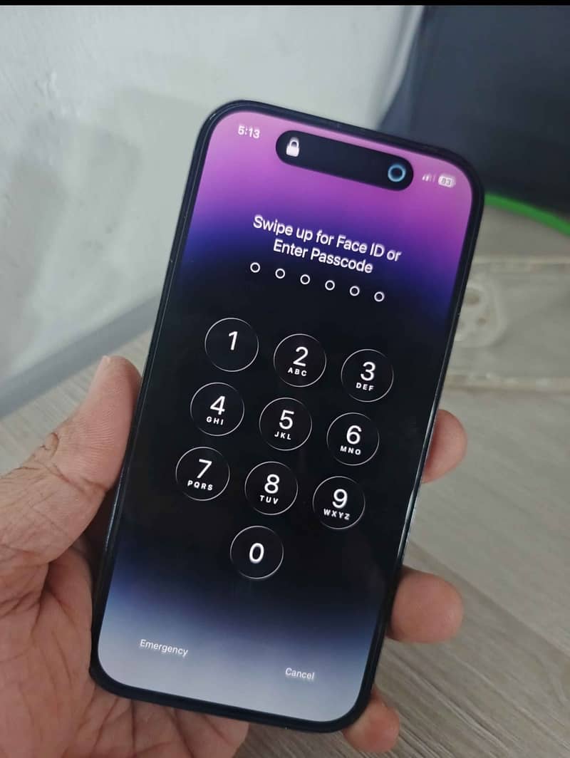 Apple iPhone 14 Pro 1