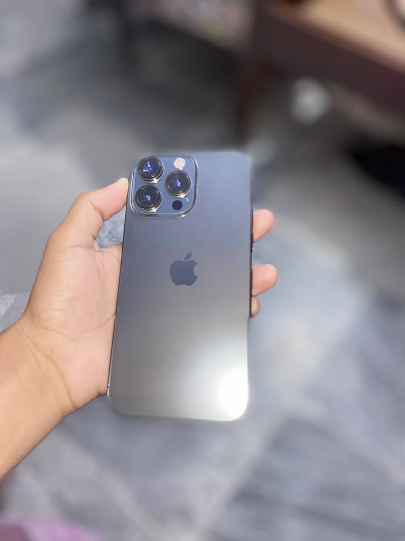 Apple iPhone 14 Pro Max 4
