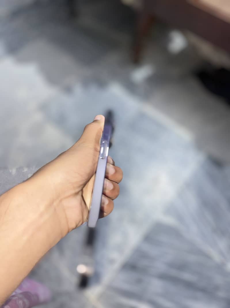 Apple iPhone 14 Pro Max 6
