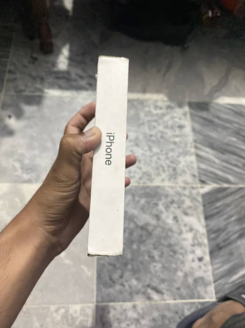 Apple iPhone 14 Pro Max 9