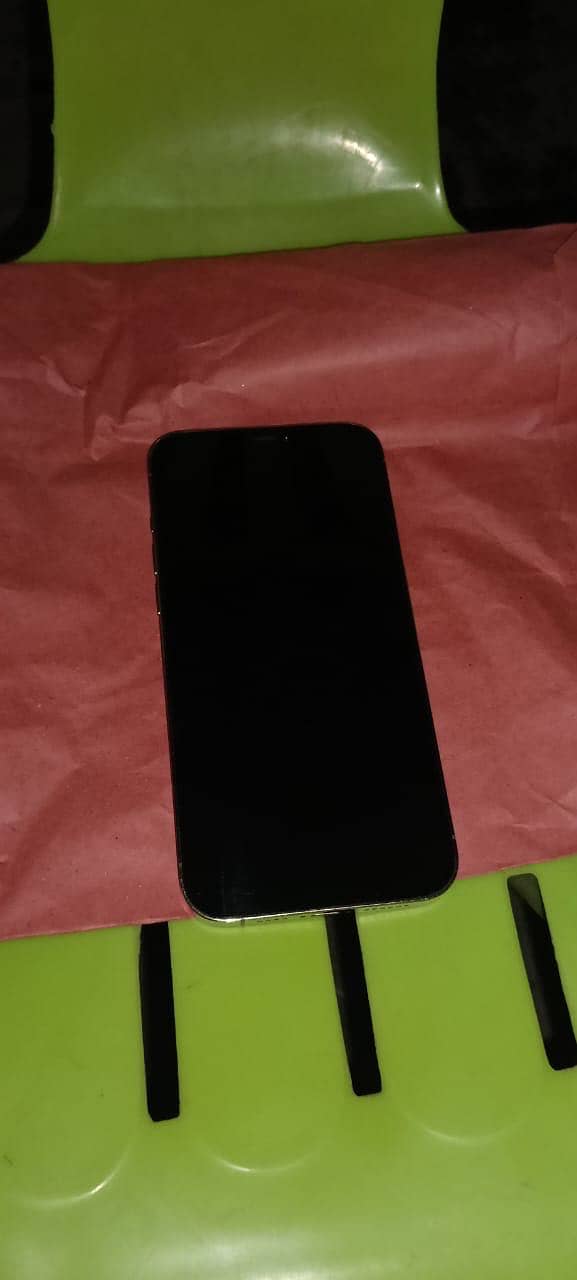 Apple iPhone 12 Pro Max 0