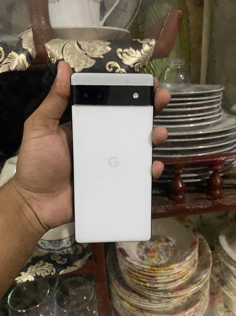 Google Pixel 6a 5