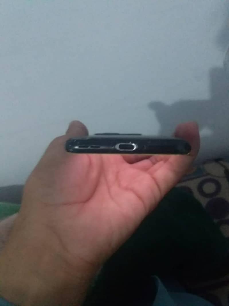 One Plus 10 Pro 4