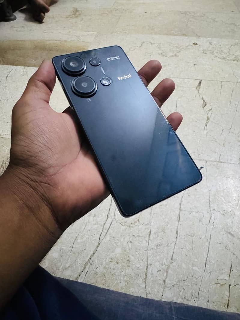 Xiaomi Redmi Note 13 Pro 1