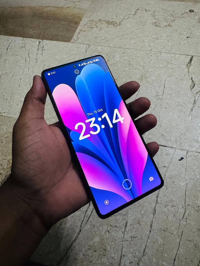 Xiaomi Redmi Note 13 Pro 12
