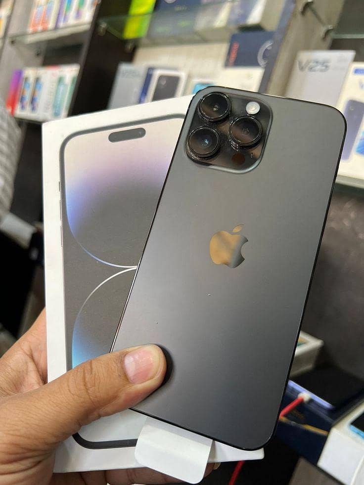 Apple iPhone 13 Pro Max 3
