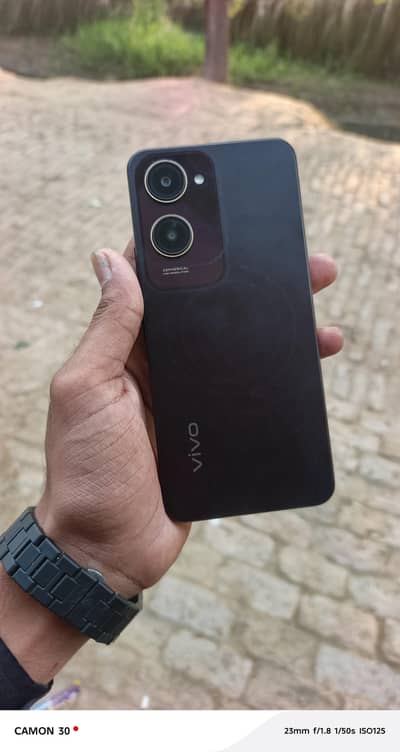 Vivo Y18