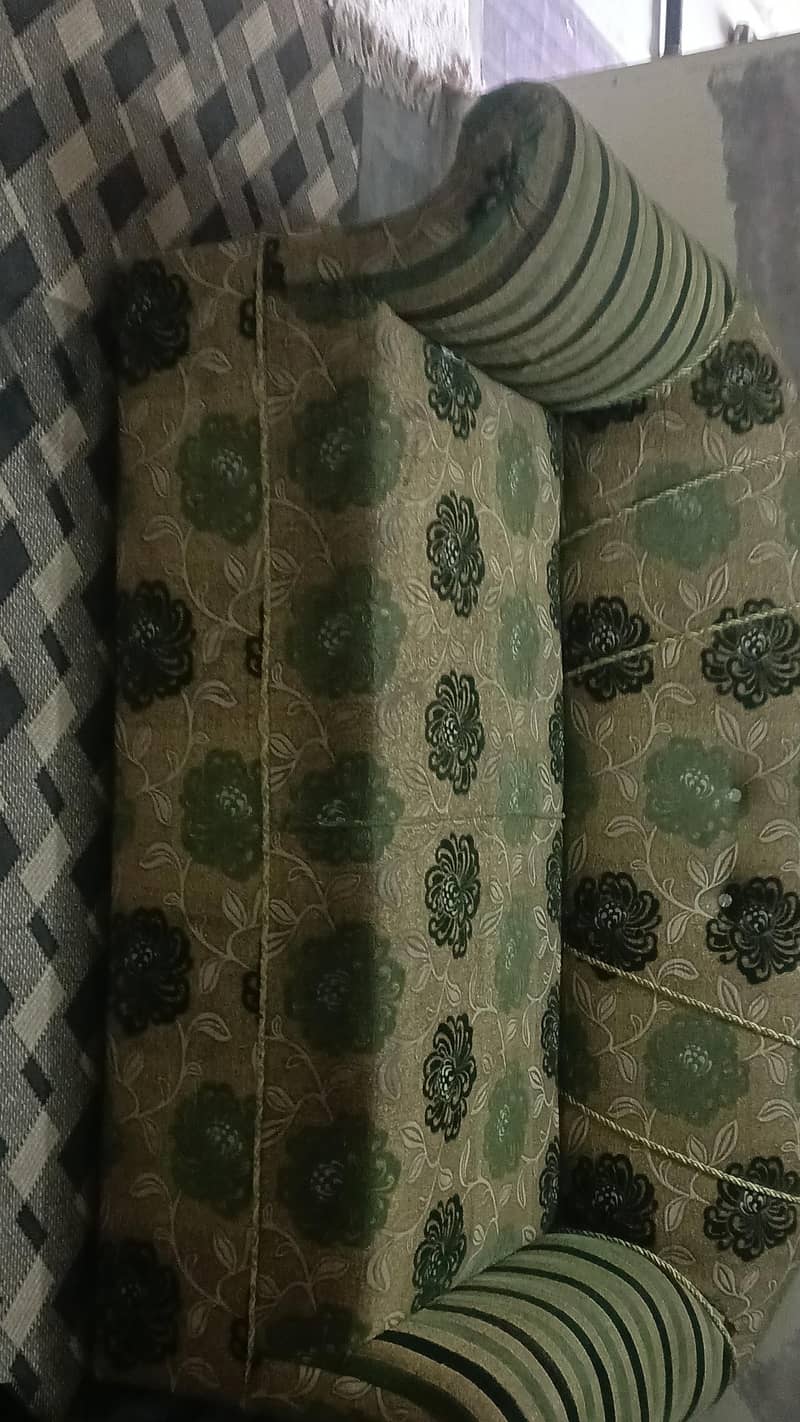Poshish sofa complete set 0