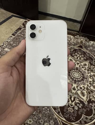 Apple iPhone 12