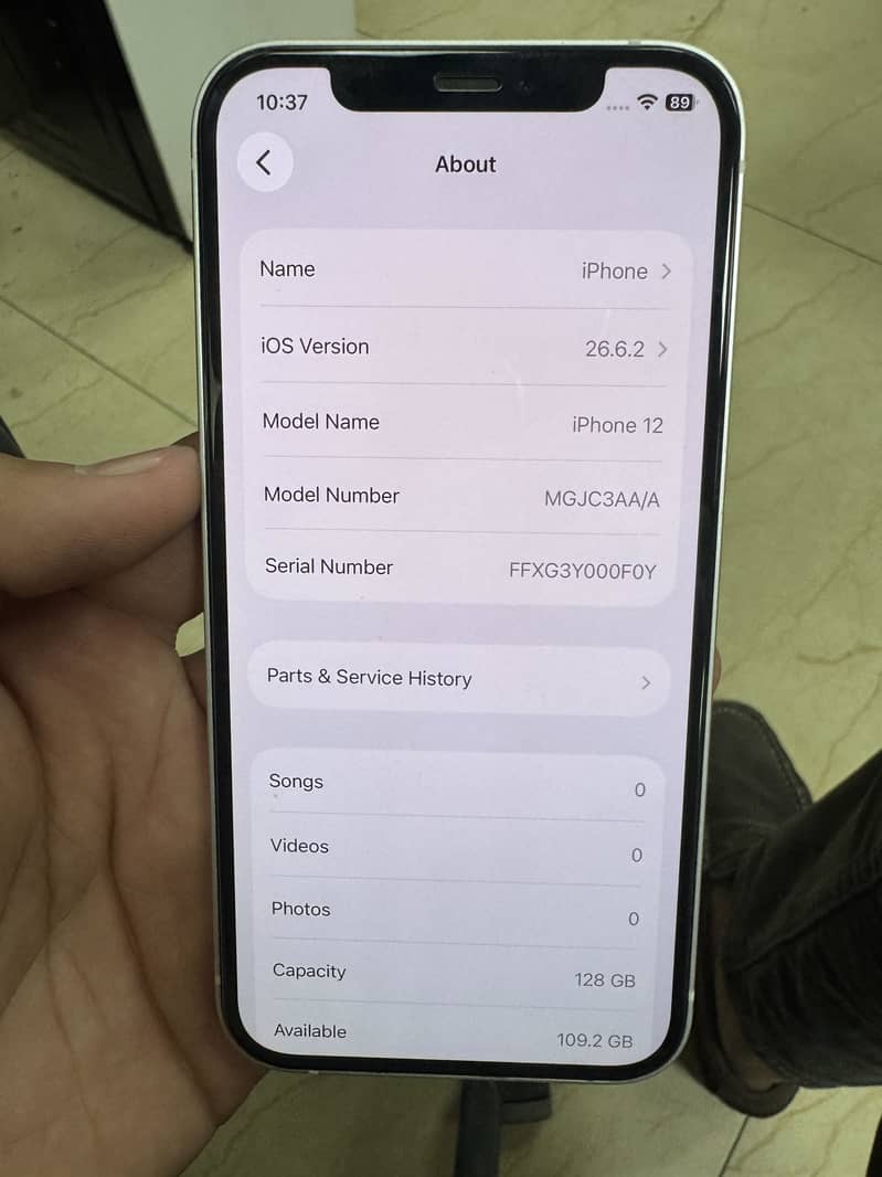 Apple iPhone 12 3