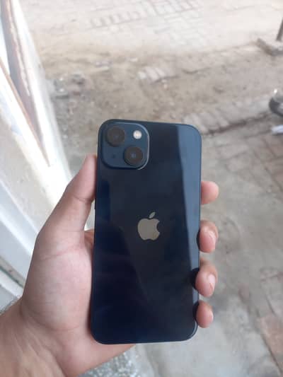 Apple iPhone 13